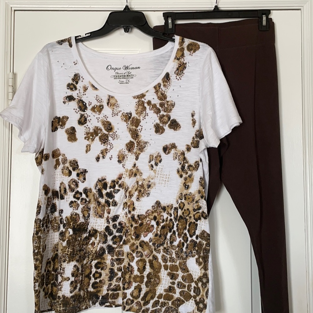 Top & Leggings Set